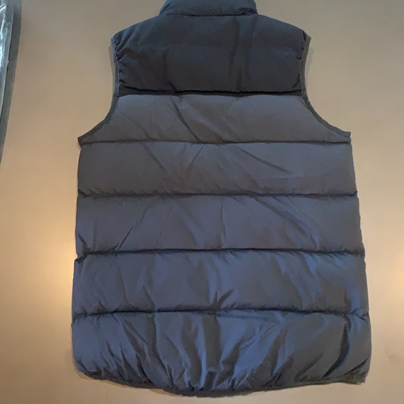 C.C. Filson Women’s Featherweight Down Vest, NEW FadeBLack, Outerwear - Picture 2 of 6